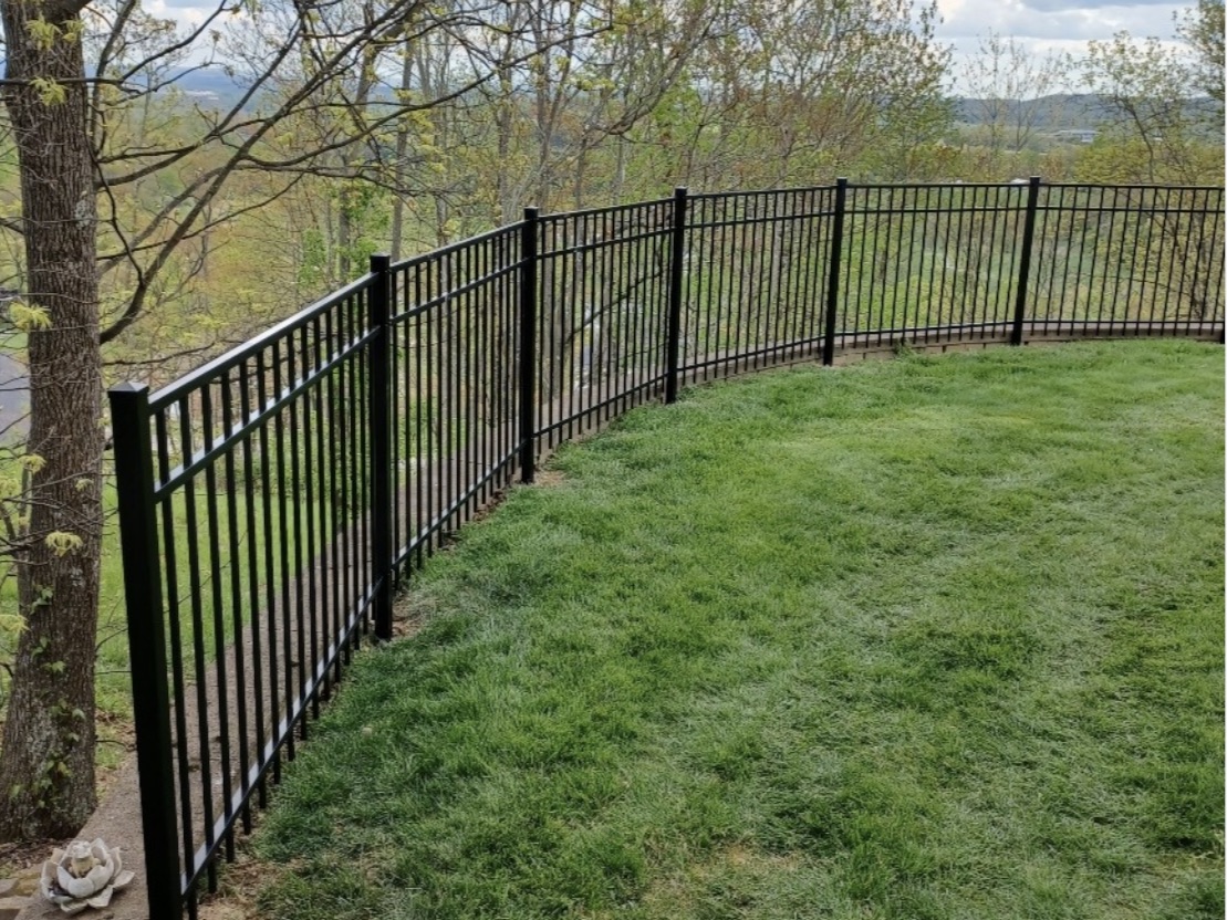 Photo of an aluminum Morgantown WV residential fence