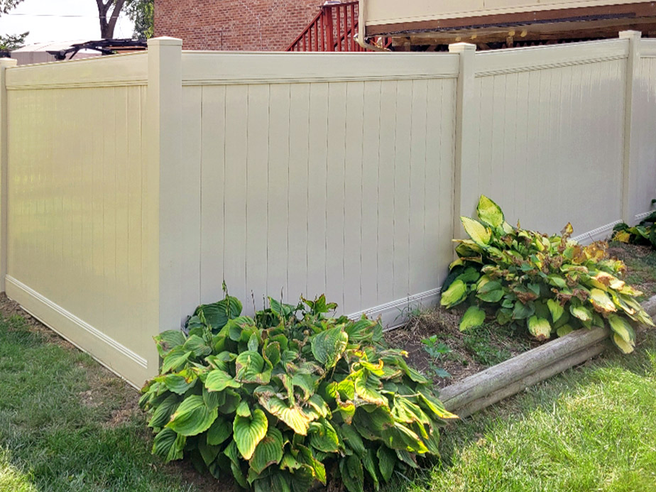 Cincinnati residential fence installation company