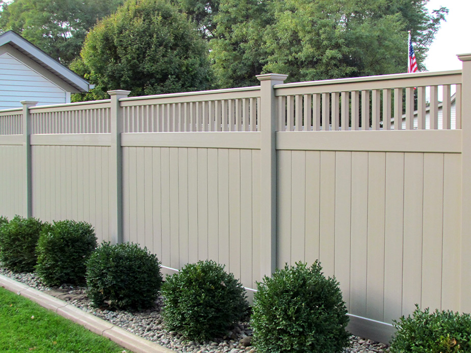 Residential Vinyl Fence Company In Cincinnati