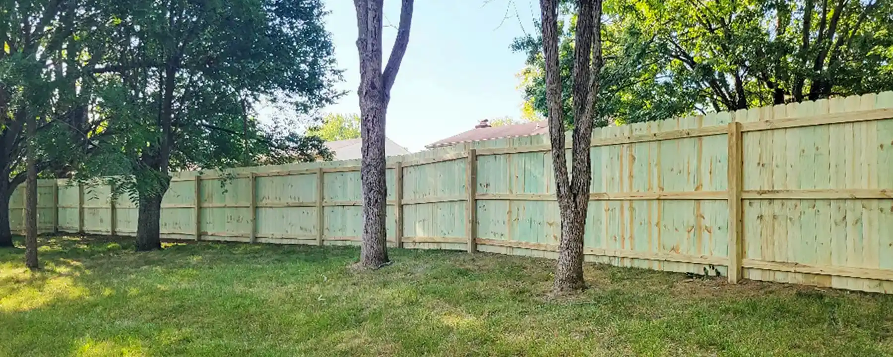 Cincinnati privacy fence installation