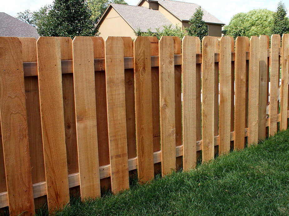 Wood fence contractor in Cincinnati